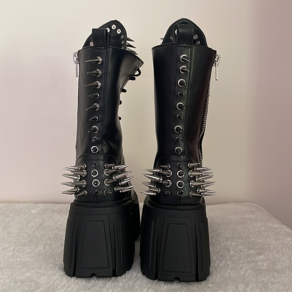 Meet your Posher, Inky - Picture 2 of 2